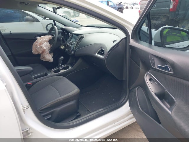 Chevrolet CRUZE LS 2019 1G1BC5SM7K7119020 Image 5