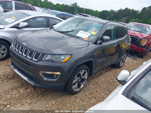 3C4NJCCB5JT193798 Jeep Compass Limited Fwd