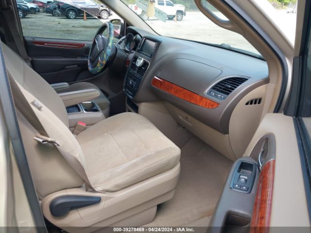 2C4RC1BG8ER115957 Chrysler Town & Country Touring