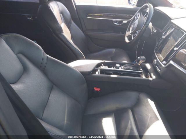 LVY102AK0KP090463 Volvo S90 T5 Momentum