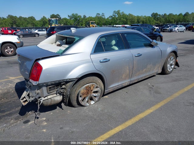Chrysler 300 Limited 2015 2C3CCAAG8FH802049 Image 4
