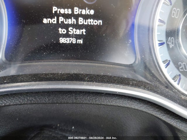 Chrysler 300 Limited 2015 2C3CCAAG8FH802049 Image 7