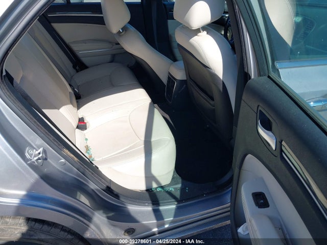 Chrysler 300 Limited 2015 2C3CCAAG8FH802049 Image 8