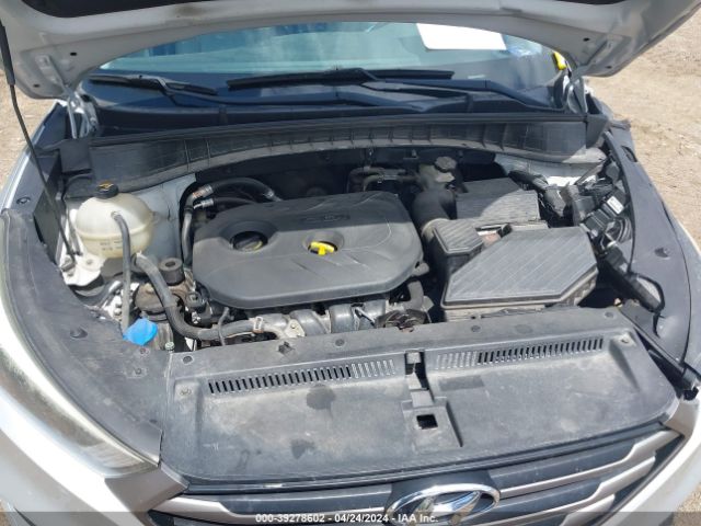 KM8J33A47GU094147 Hyundai TUCSON SE