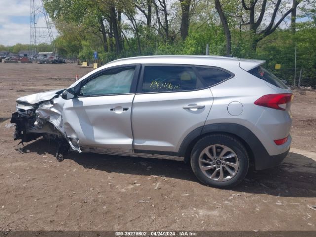 KM8J33A47GU094147 Hyundai TUCSON SE