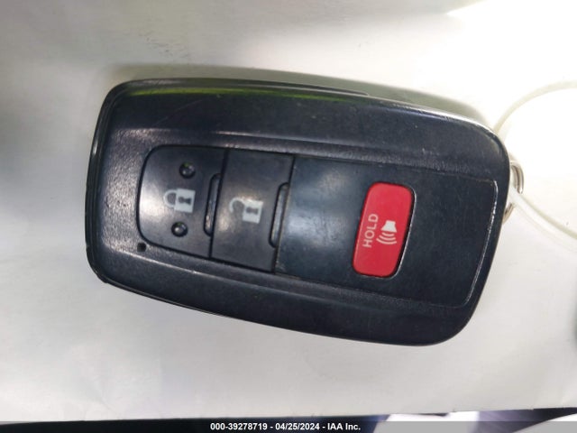 Toyota Prius Two 2018 JTDKBRFU0J3067232 Image 11