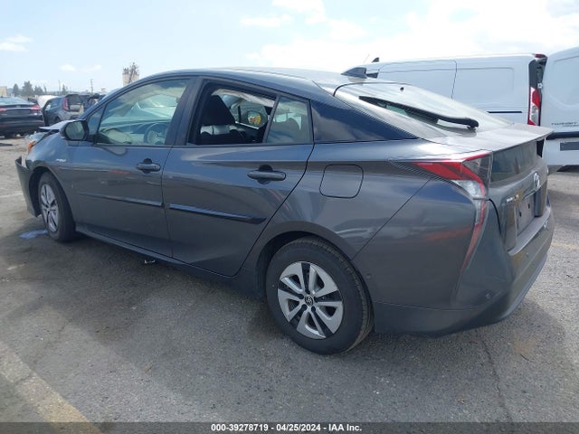 Toyota Prius Two 2018 JTDKBRFU0J3067232 Image 3