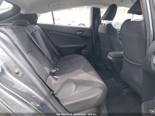 Toyota Prius Two 2018 JTDKBRFU0J3067232 Image 8