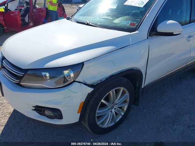 WVGBV3AX2EW622428 Volkswagen Tiguan Sel