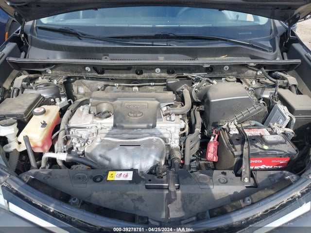 Toyota RAV4 LE 2017 JTMZFREV4HJ710149 Image 10