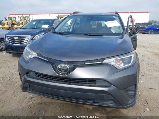 Toyota RAV4 LE 2017 JTMZFREV4HJ710149 Image 12