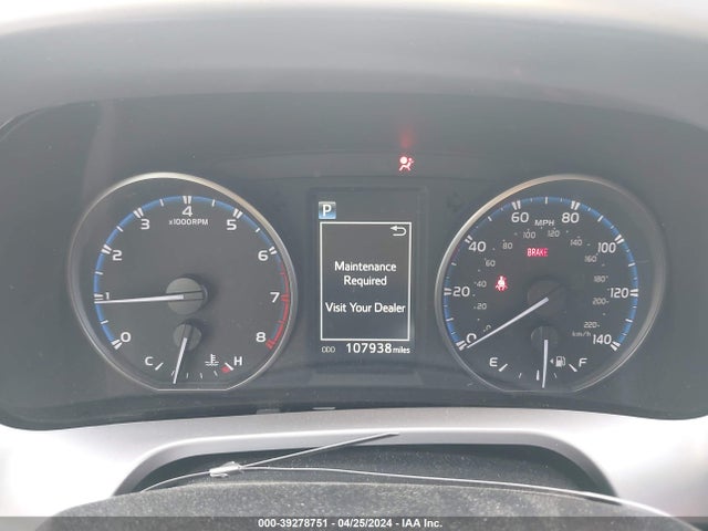 Toyota RAV4 LE 2017 JTMZFREV4HJ710149 Image 7