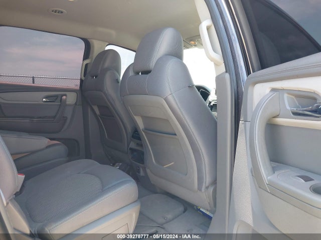 Chevrolet Traverse 2lt 2015 1GNKRHKD4FJ111481 Image 8