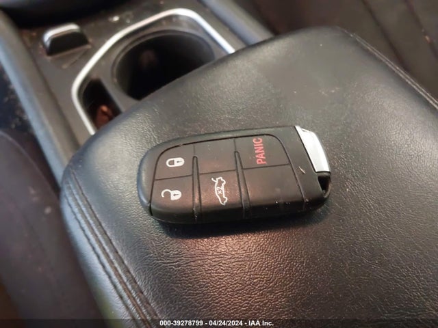 Chrysler 200 Limited 2015 1C3CCCAB7FN587433 Image 11