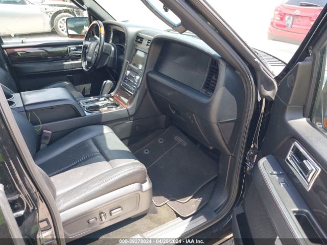 5LMJJ3LT8HEL11143 Lincoln Navigator L Reserve