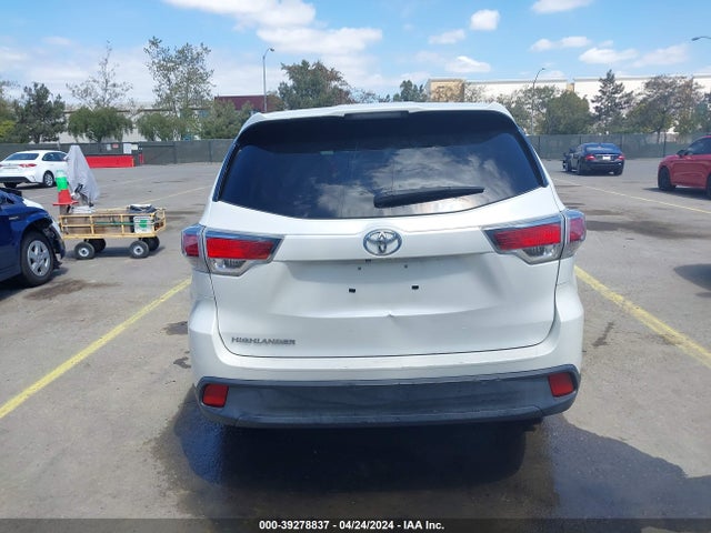 Toyota Highlander Le 2016 5TDZARFH6GS021206 Image 16