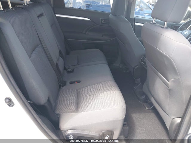 Toyota Highlander Le 2016 5TDZARFH6GS021206 Image 8