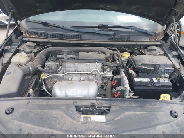 Chrysler 200 Limited 2015 1C3CCCABXFN666482 Image 10