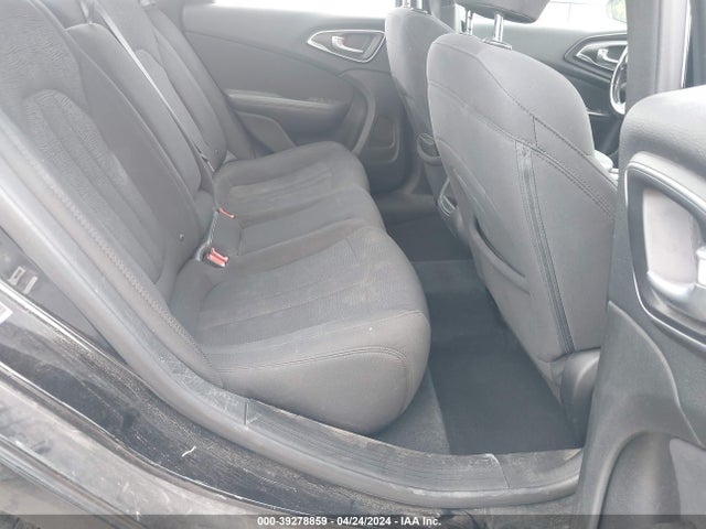 Chrysler 200 Limited 2015 1C3CCCABXFN666482 Image 8