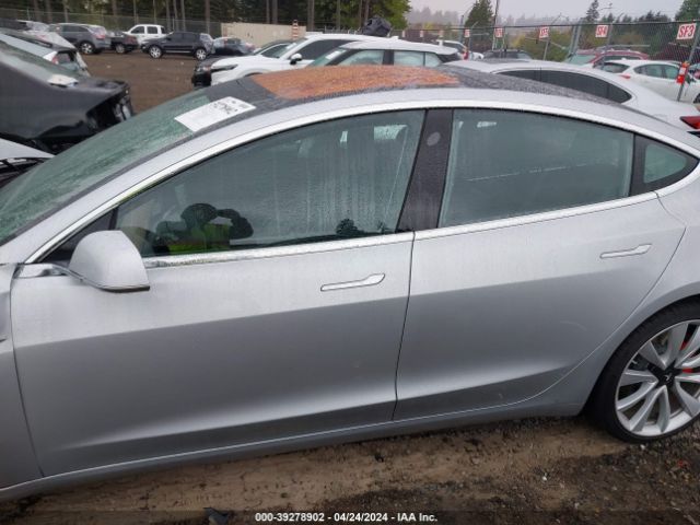 5YJ3E1EBXJF083342 Tesla Model 3 Long Range/performance