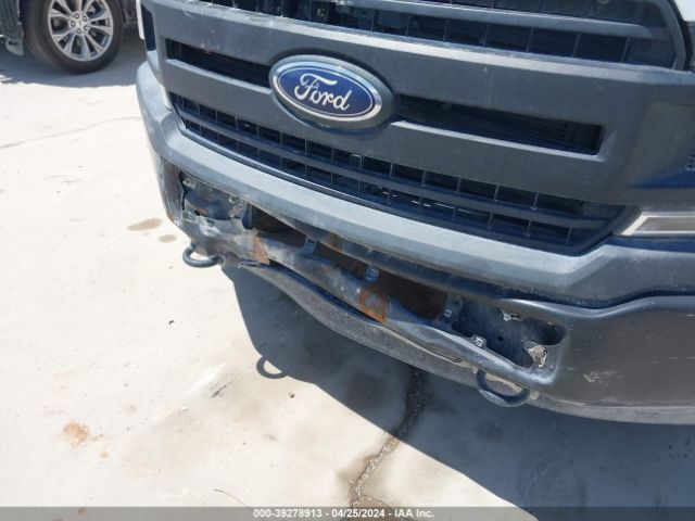 1FTFX1E5XJKF17621 Ford F-150 Xl