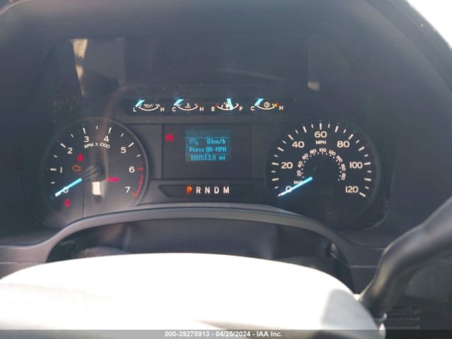 1FTFX1E5XJKF17621 Ford F-150 Xl
