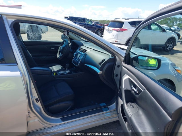 Nissan Altima 2.5 S 2017 1N4AL3AP7HC151488 Image 5