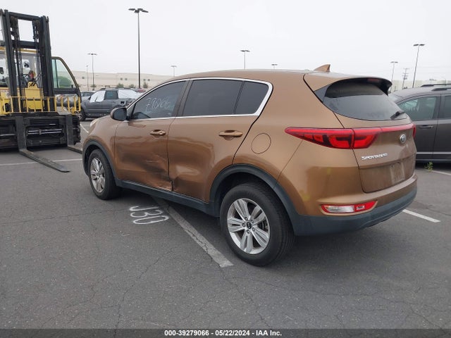 KIA Sportage Lx 2018 KNDPM3AC8J7375446 Image 3