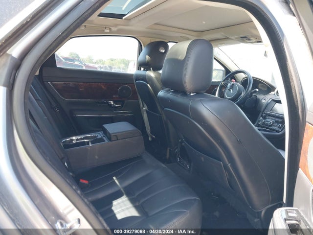 2013 JAGUAR XJ SAJWA1C7XD8V43371 Photo 7