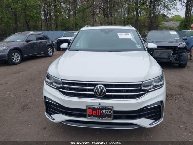 3VV4B7AX8NM033592 Volkswagen Tiguan 2.0t Sel R-line