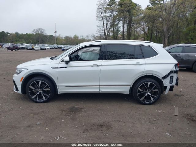 3VV4B7AX8NM033592 Volkswagen Tiguan 2.0t Sel R-line