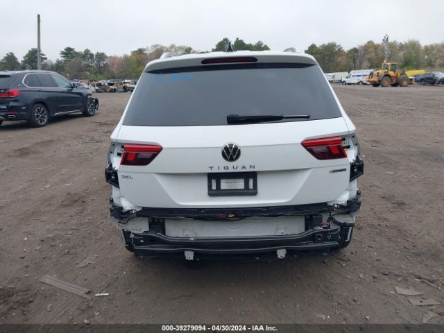 3VV4B7AX8NM033592 Volkswagen Tiguan 2.0t Sel R-line