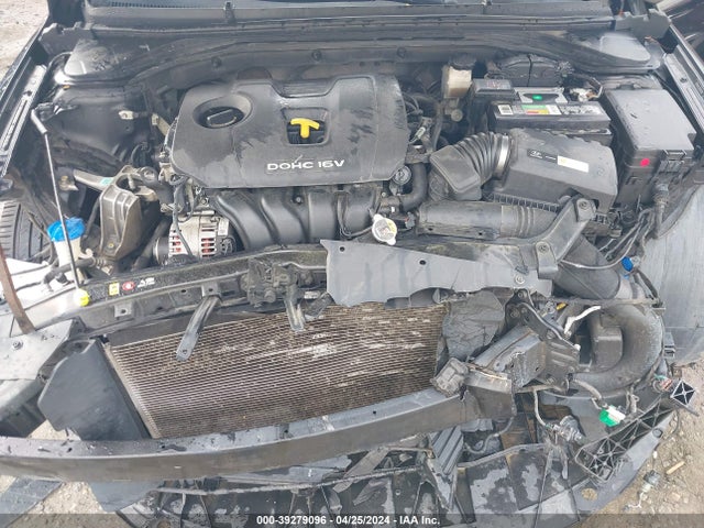 Hyundai Elantra Value Edition 2018 5NPD84LF0JH385260 Image 10