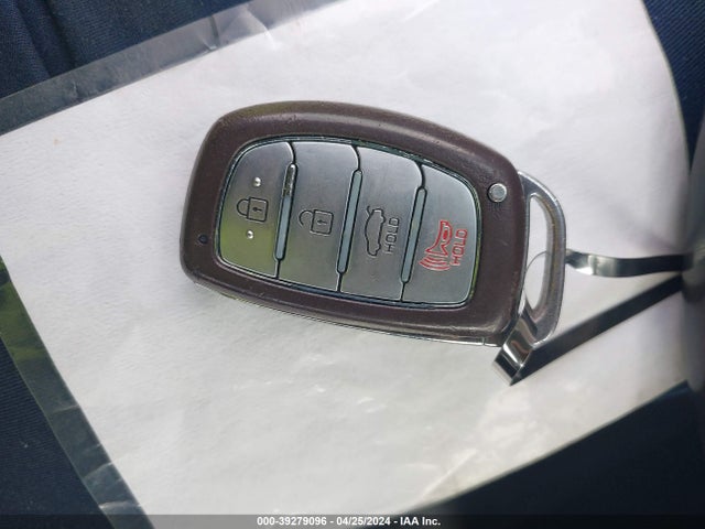 Hyundai Elantra Value Edition 2018 5NPD84LF0JH385260 Image 11