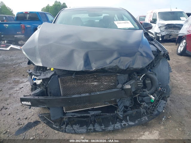 Hyundai Elantra Value Edition 2018 5NPD84LF0JH385260 Image 13