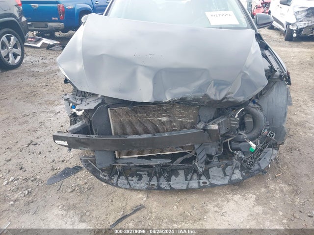 Hyundai Elantra Value Edition 2018 5NPD84LF0JH385260 Image 6