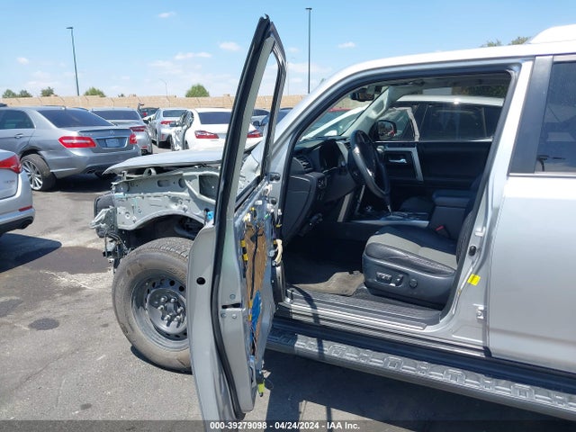 Toyota 4runner Sr5 Premium 2018 JTEBU5JR4J5517180 Image 5