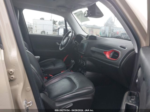 ZACCJBCT1GPE16106 Jeep Renegade Trailhawk
