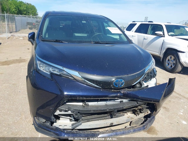 Toyota SIENNA LE 2021 5TDKRKEC4MS008294 Image 12