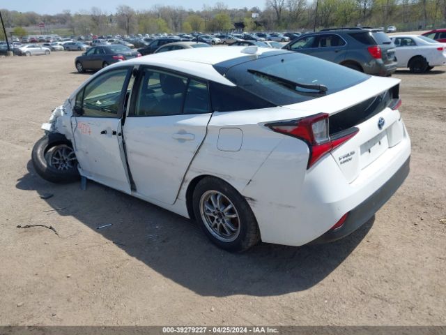 JTDL9MFU4M3027985 Toyota Prius Le Awd-e