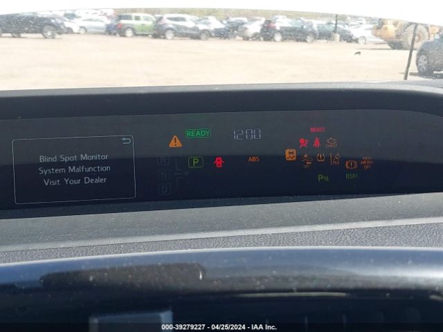 JTDL9MFU4M3027985 Toyota Prius Le Awd-e