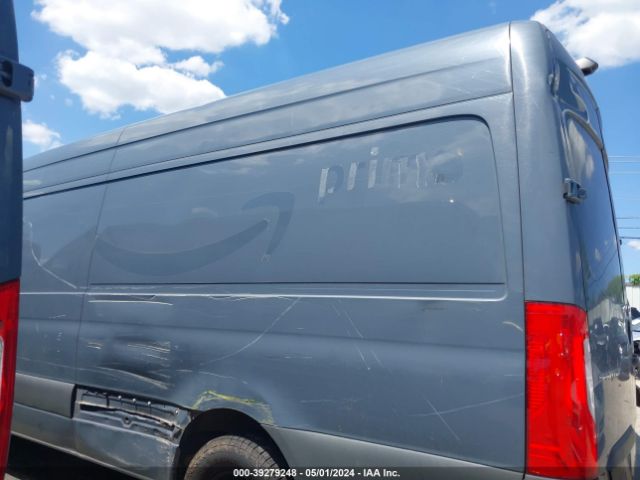 WD4PF1CDXKP136332 Mercedes-Benz Sprinter 2500 High Roof V6