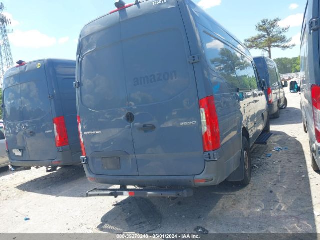 WD4PF1CDXKP136332 Mercedes-Benz Sprinter 2500 High Roof V6