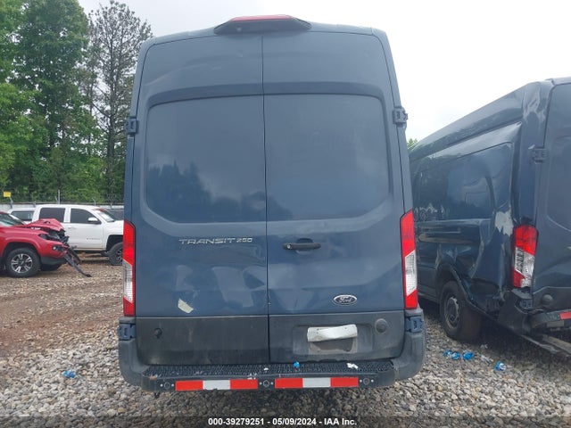 Ford Transit-250 2019 1FTYR3XM3KKB32843 Image 16