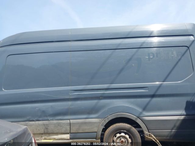 1FTBR3X88LKA48124 Ford Transit-250 Cargo Van