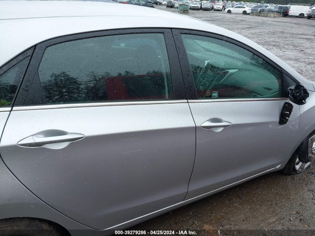 Hyundai ELANTRA GT 2014 KMHD35LH8EU225205 Image 13