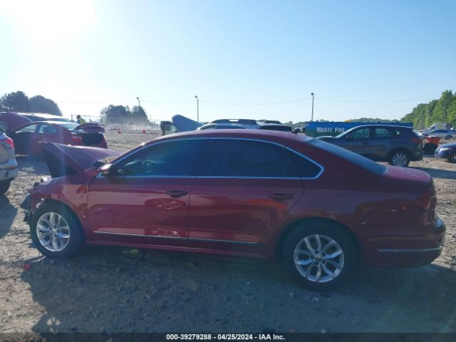 1VWAT7A38GC016241 Volkswagen Passat 1.8t S
