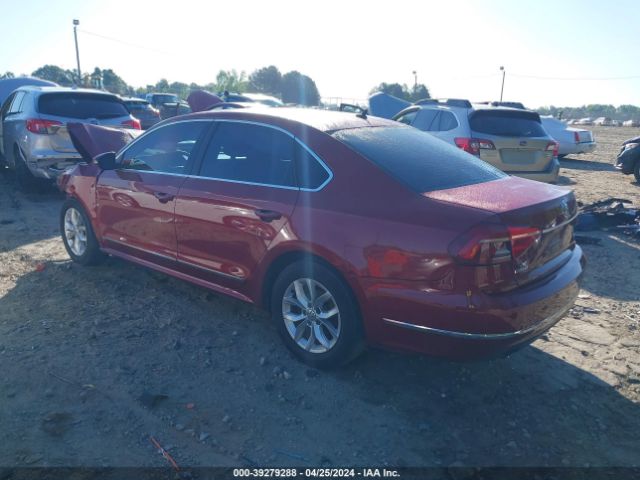 1VWAT7A38GC016241 Volkswagen Passat 1.8t S