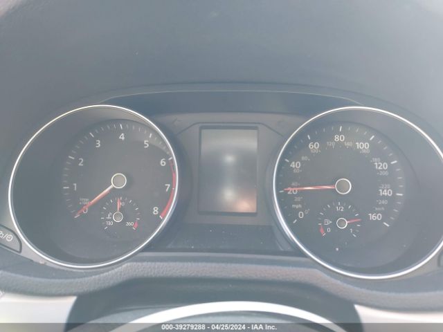 1VWAT7A38GC016241 Volkswagen Passat 1.8t S