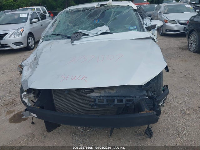 Hyundai Elantra Value Edition 2018 5NPD84LF2JH337324 Image 12